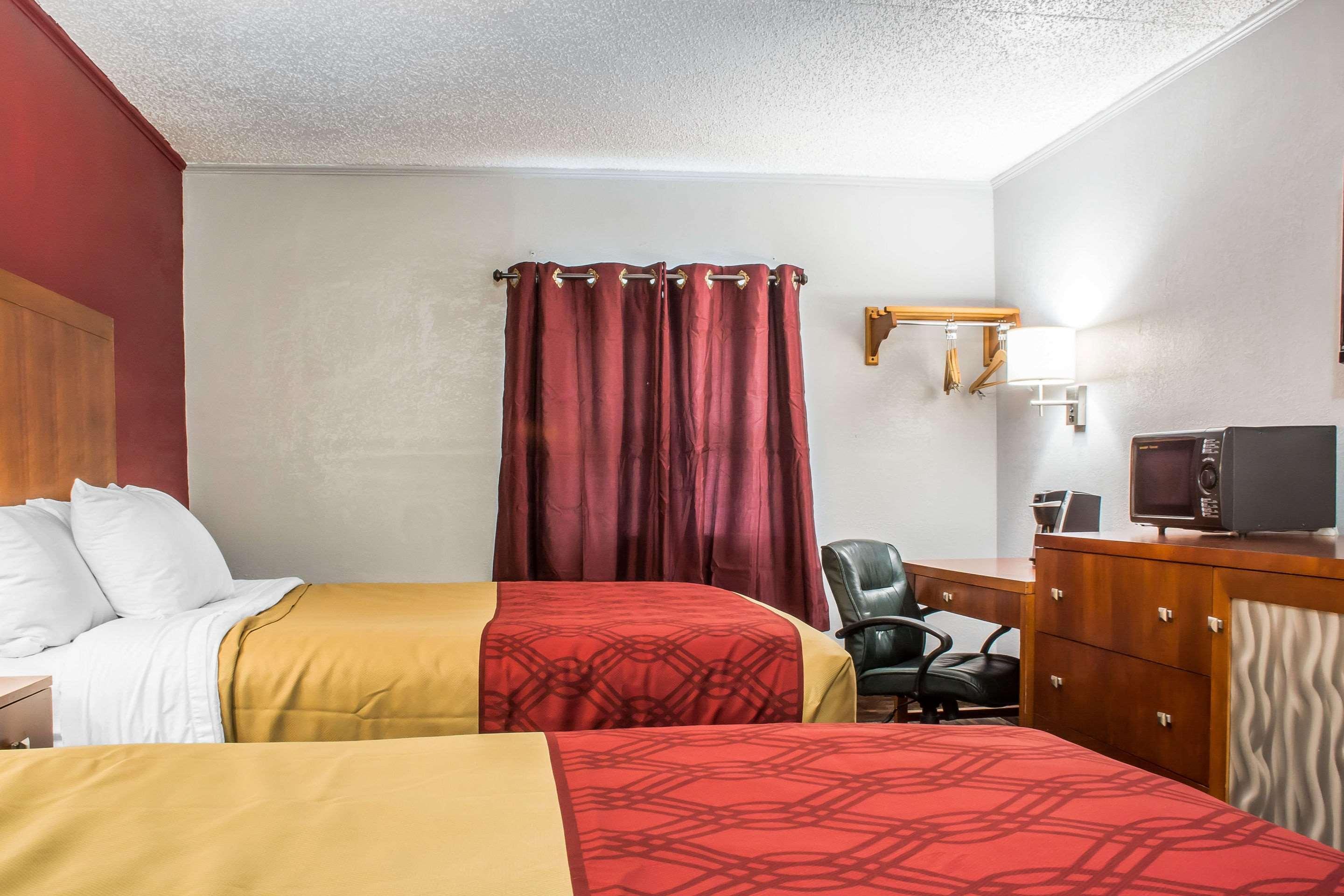 Econo Lodge Brockport Luaran gambar