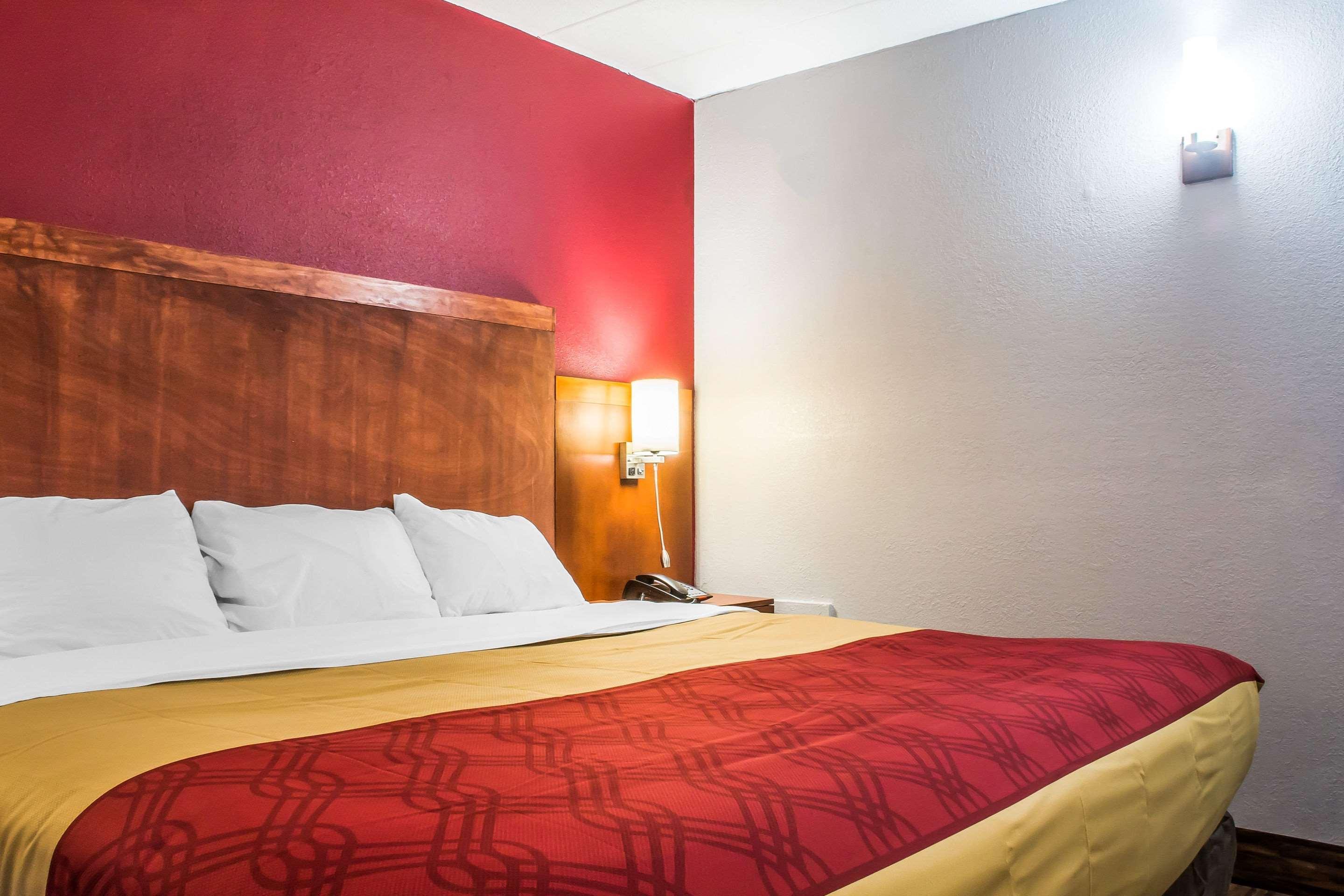 Econo Lodge Brockport Luaran gambar