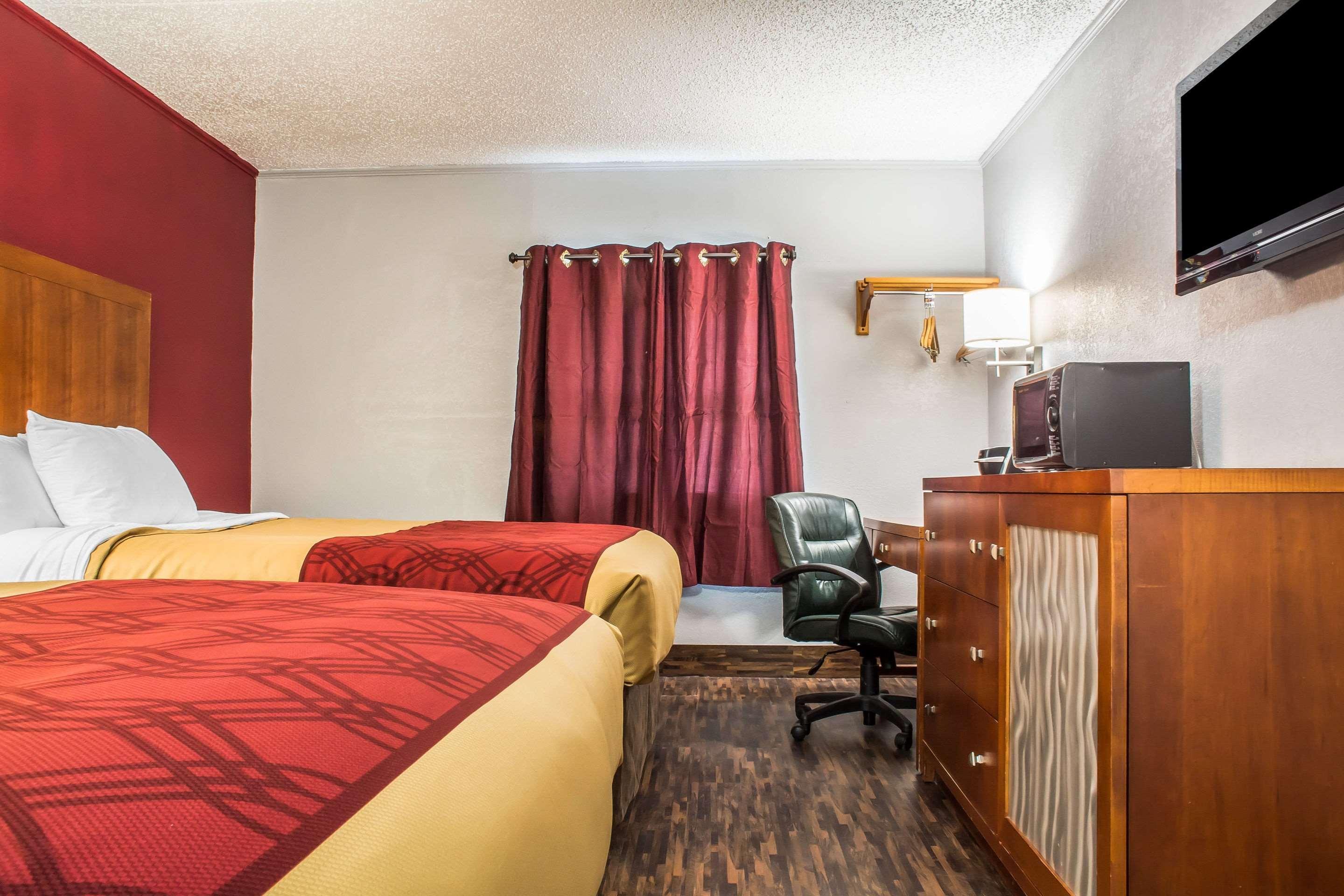 Econo Lodge Brockport Luaran gambar