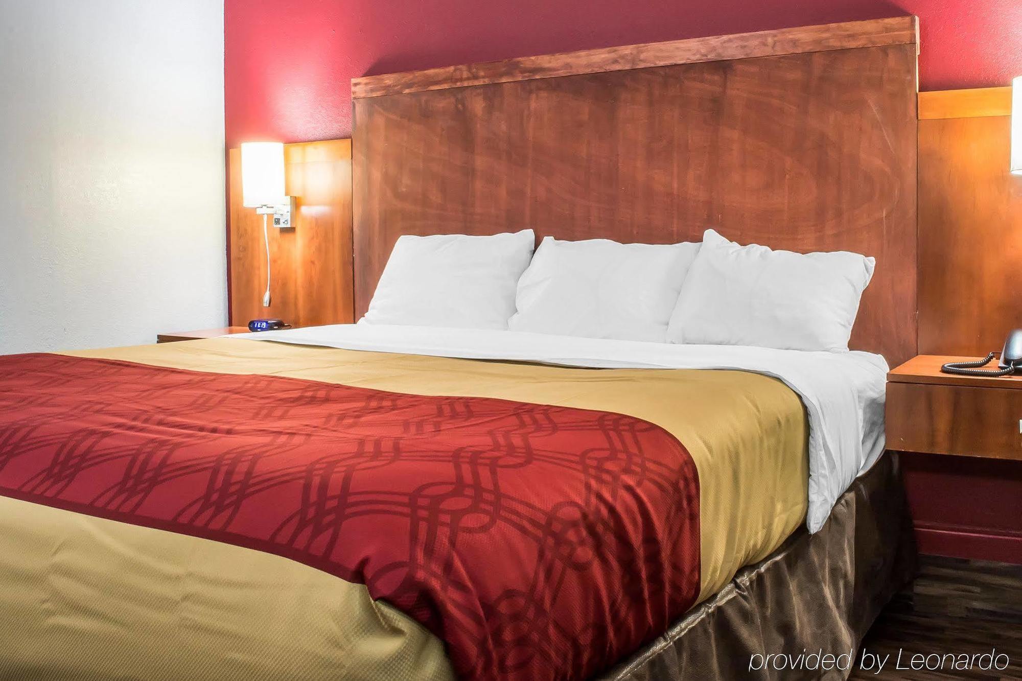 Econo Lodge Brockport Luaran gambar